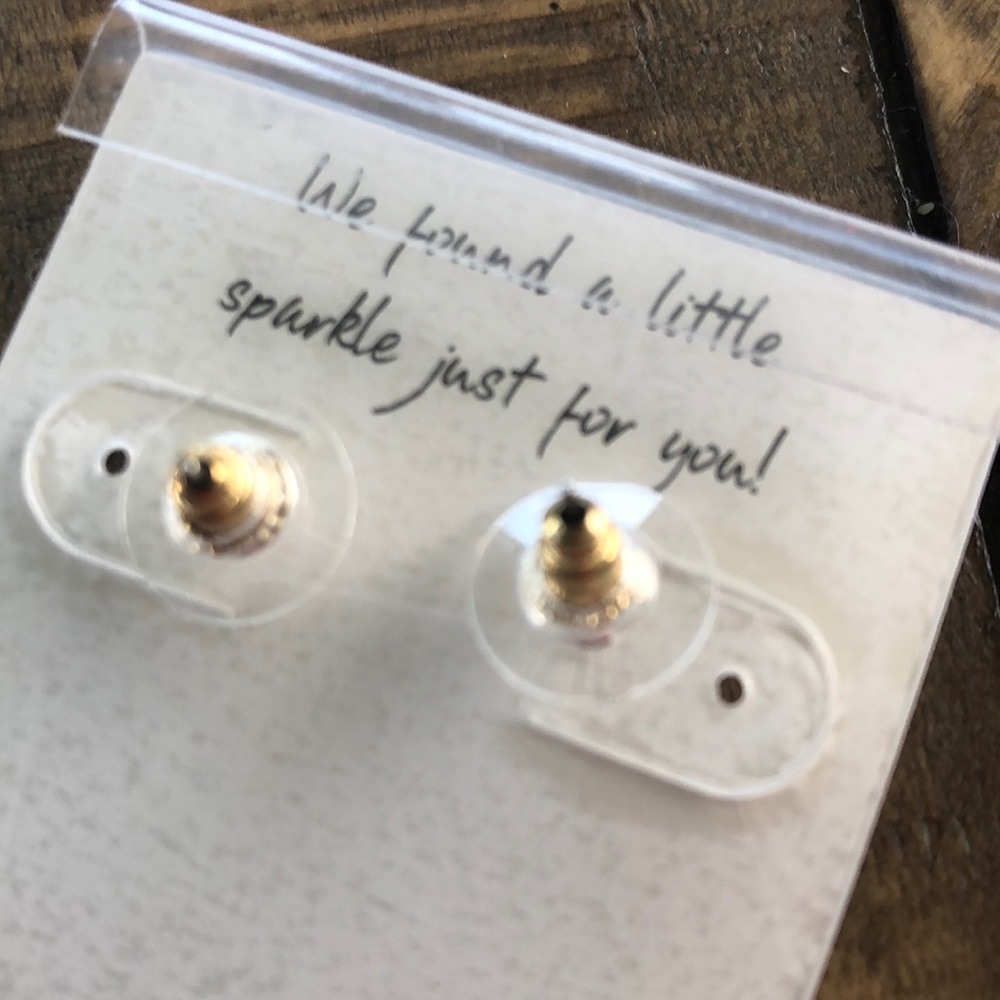 Earrings - Picture 2 of 2